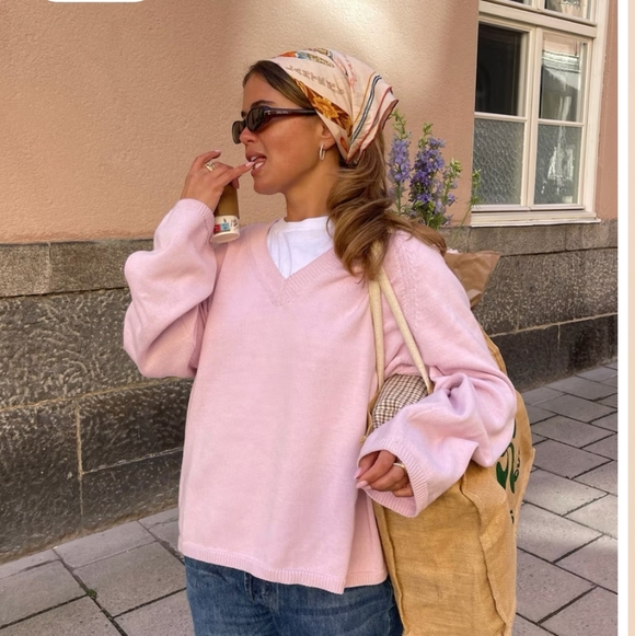 DJerf Avenue V-neck Sweater Lilac Organic Cotton Sweater - Picture 8 of 8